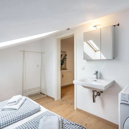 Haus Kreiznegge *